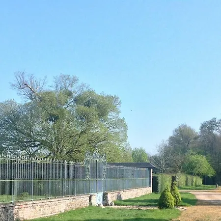 Le Rucher بيت للعطل Bois-Normand-près-Lyre